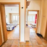 Seven Tower Free Parking *