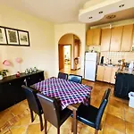 Seven Tower Free Parking Apartment *